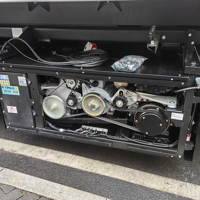 Thermo King UT-Serie UT-R EXTREME Kühlgerät Ersetzen UT-1200 installiert auf Flughafentransferfahrzeug