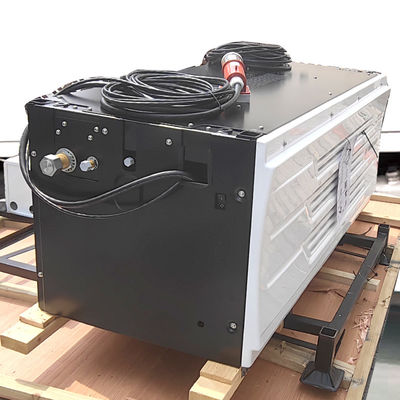 Thermo King UT-Serie UT-R EXTREME Kühlgerät Ersetzen UT-1200 installiert auf Flughafentransferfahrzeug