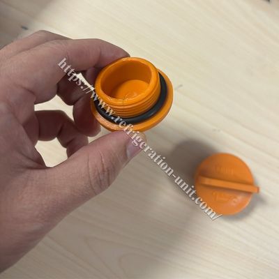 115091 mit dem 331954, der Öldeckel des Motors, verfügbar für die T-600M, T-800M, T-1000M, T-680Pro, T-880Pro, T-1080Pro Aftermarket-Teile