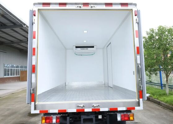 ISUZU QINGLING 600P 6-Rad 3-Ton-Kühltransporter mit THERMO KING Kühlaggregat Modell RV380